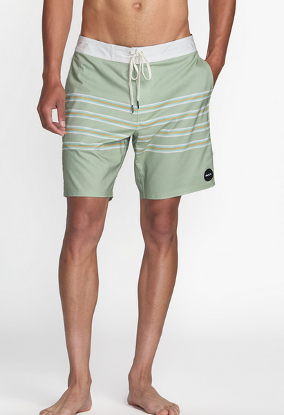 County Line Trunk 18" - Light Olive