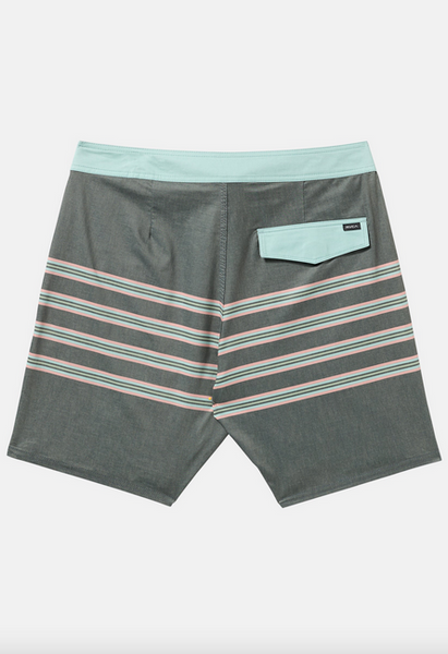 County Line Trunk 18" - Black