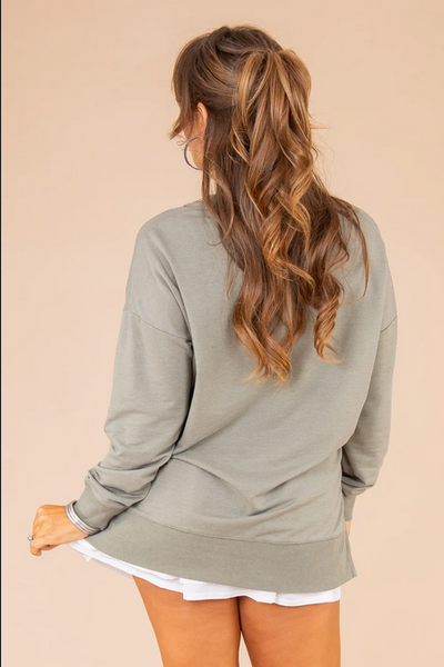 Modern V-Neck Weekender - Evergreen