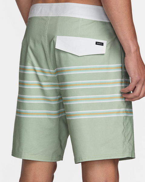 County Line Trunk 18" - Light Olive