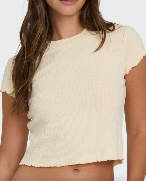Shelly Short Sleeve Knit T-Shirt- Dove