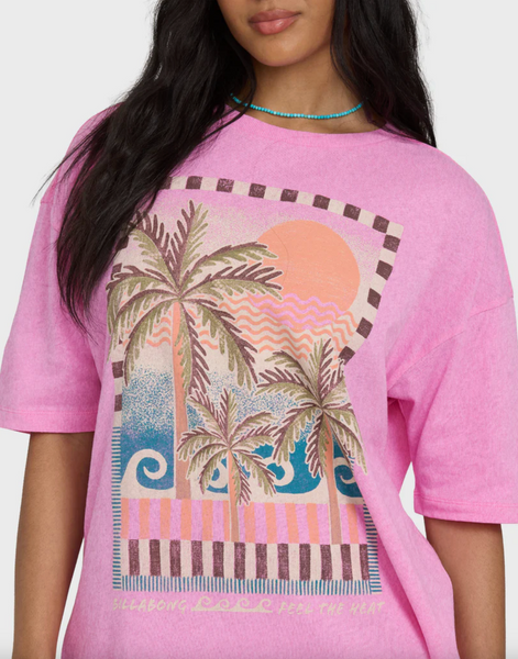 Feel The Heat Short Sleeve Knit T-Shirt - Party Pink
