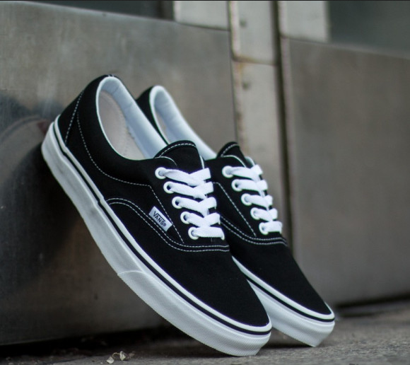 Vans era online all black