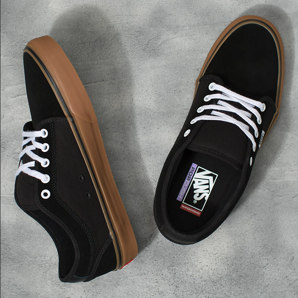 Skate Chukka Low - Black/Black/Gum